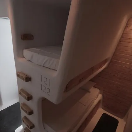 شباب Mycocoon